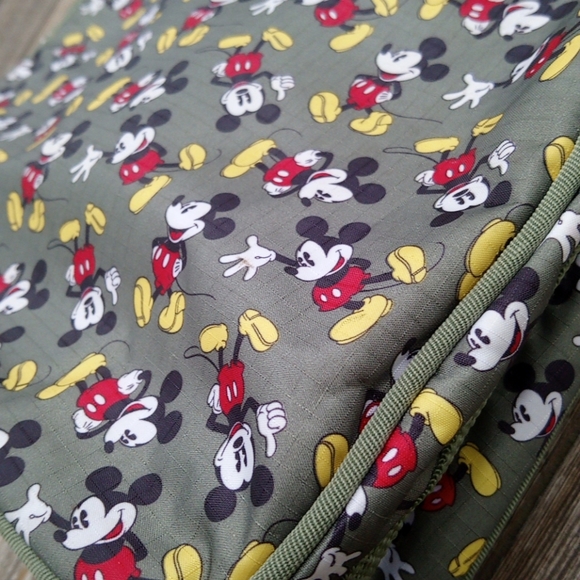 Mickey Mouse Pattern Green Textured Shoulder Bag - Picture 13 of 14